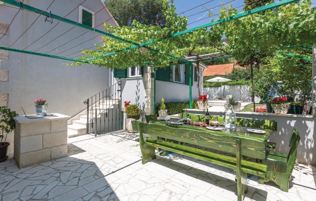 Holiday Home Zezevica - Heated Pool Sestanovac ภายนอก รูปภาพ